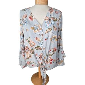 EASEL Size Large Light Blue Floral Front Tie Ruffled Sleeves Blouse Boho-Chic